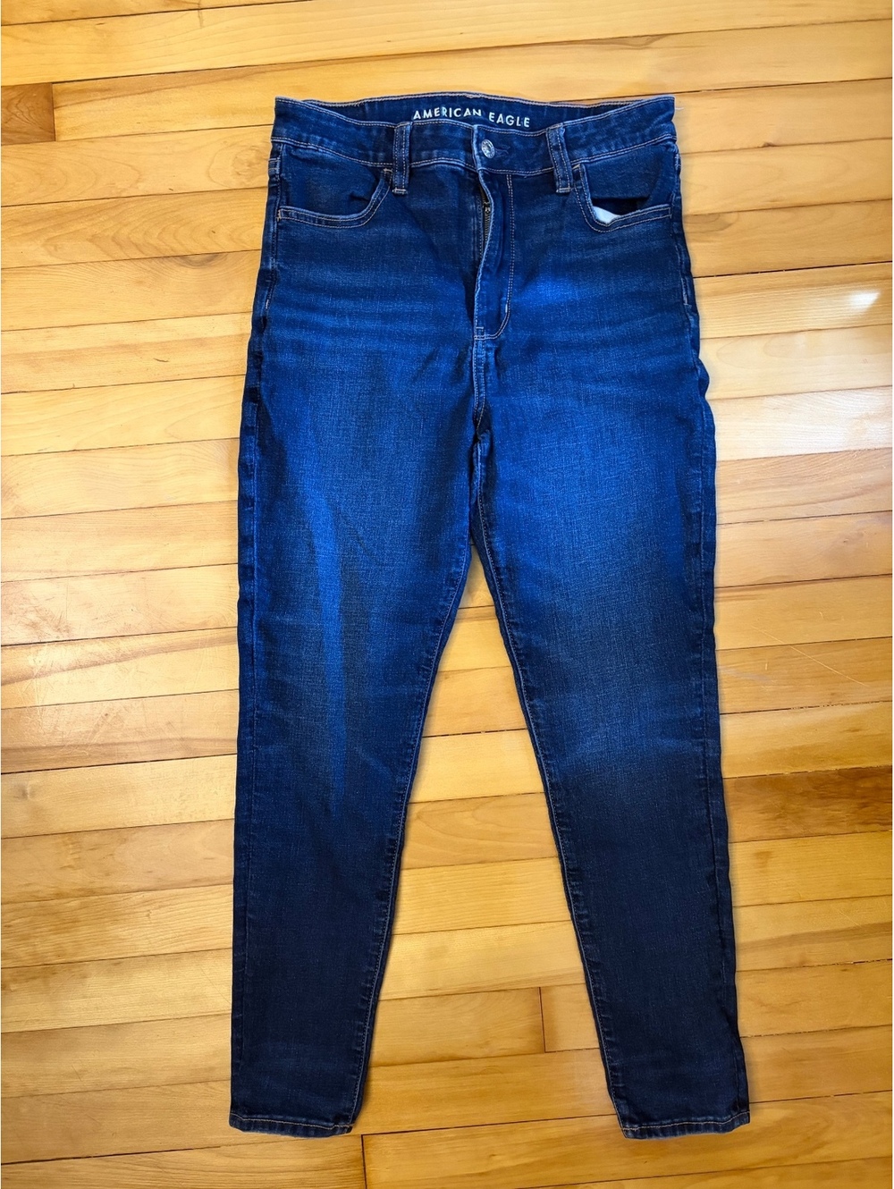 American Eagle Super High-Rise Jegging Jeans Size 10 Short in Dark Wash